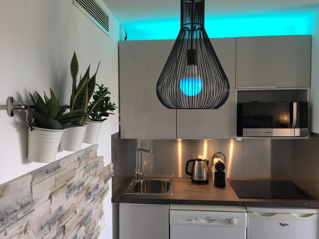 Myhome Riviera - Cannes Sea View Apartment Rentals Exterior photo